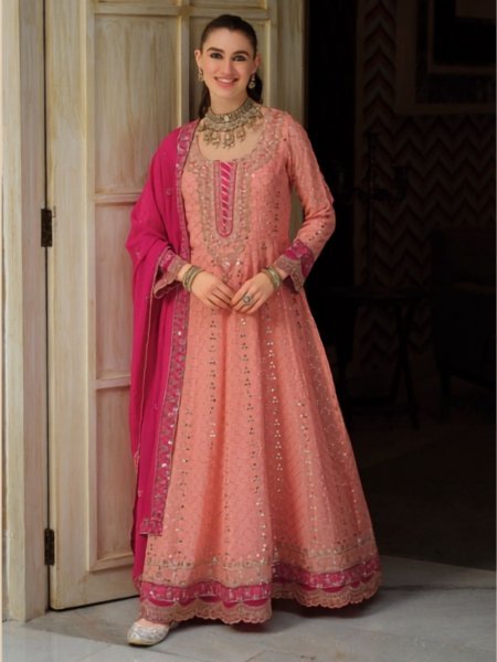 Sophisticated Peach Designer Real Georgette Embroidered Salwar Suit with Matching Dupatta Salwar Kameez