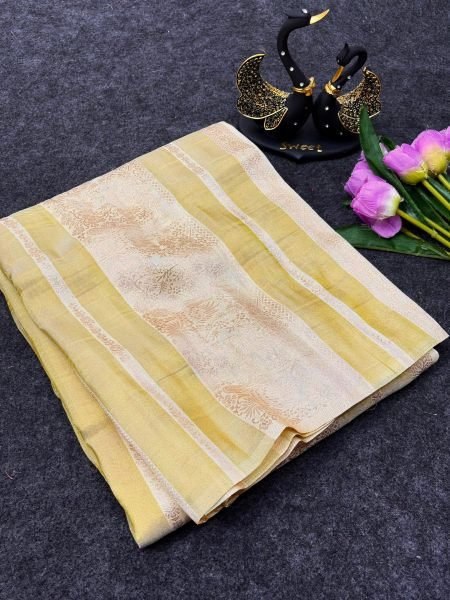Sophisticated White Rich Zari Woven Paithani Silk Saree with Matching Running Blouse Silk Sarees Wholesale