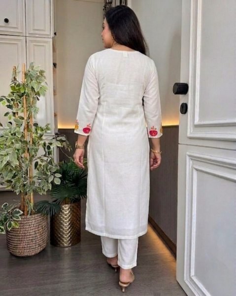 Sophisticated White Roman Chanderi Embroidered Kurti Pant Set with Organza Dupatta Embroidery Kurtis 