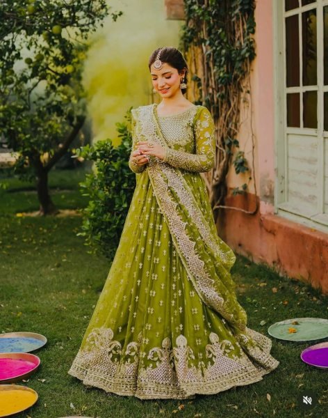 Sparkling Georgette Embroidered 5mm Sequins Work Gown Set with Fully Stitched Pant   Dupatta Perfect for Wedding Wear Plus Size Kurti / Gown