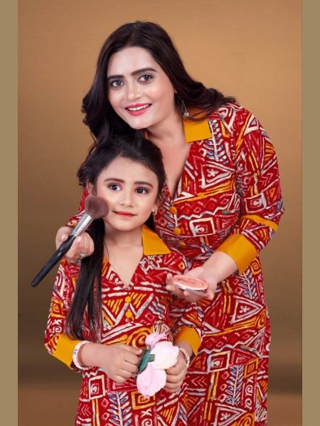 Special Mother Daughter Reyon Printed Top Pant Set Combo Collection  Mom-Doughter Collection