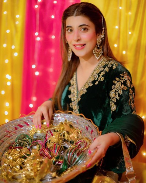 Stunning Dark Green Premium Velvet Kurti Palazzo Set with Georgette Dupatta for Party Ready To Wear Collection