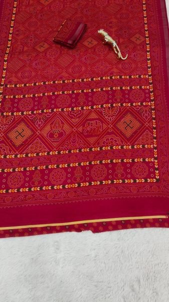 Stunning Hot Pink Traditional Print Mall Cotton Saree with Blouse Pieces  Printed Cotton Sarees Wholesale