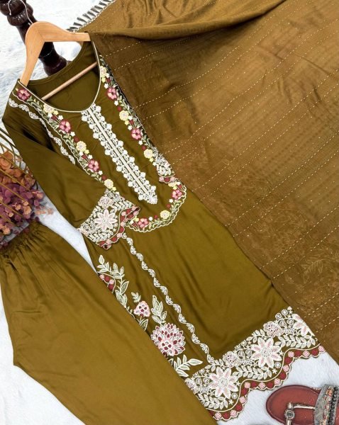 Stunning Olive Green Satin Kurti Set With Ready Made Lace On Dupatta For Boutique Business Ready To Wear Collection