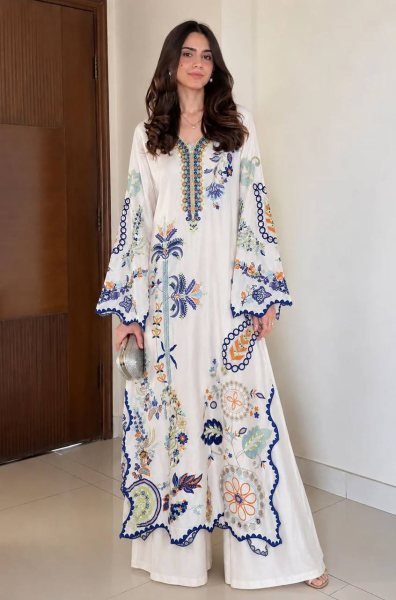 Stunning White Pakistani Star Silk Kurti Pant Dupatta Set with Real Mirror Work For Festival Wear Ready To Wear Collection