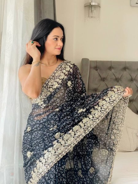 Stylish Bandhej Embroidered Georgette Saree with Cutwork Border Readymade Export Collection for Wholesale Buyers Georgette Sarees Wholesale