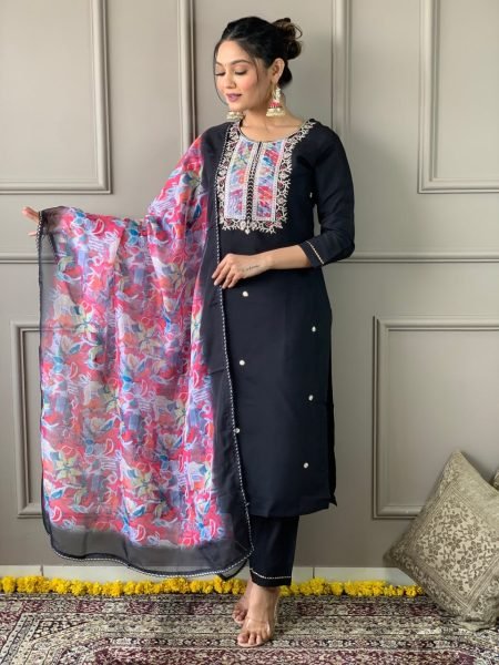 Stylish Black Kurta Set for Women | Fully Stitched at Wholesale Rates  Straight Cut Long Kurtis