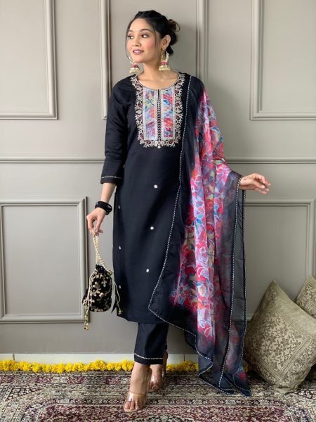 Stylish Black Kurta Set for Women | Fully Stitched at Wholesale Rates  Straight Cut Long Kurtis