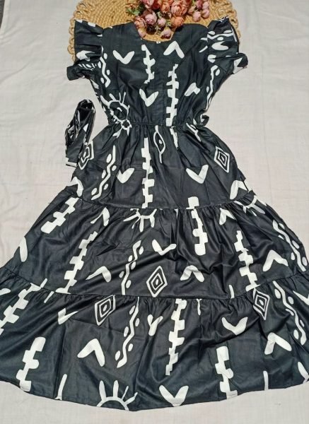 Stylish Black Rayon Digital Printed Clothing in Multiple Sizes for Manufacturer Rate Western Ladies Top Wholesale