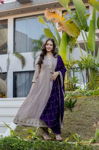 Stylish Cream Anarkali Suit with Embroidery Work for Women Anarkali Kurtis 