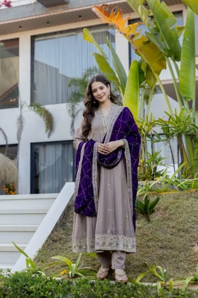 Stylish Cream Anarkali Suit with Embroidery Work for Women Anarkali Kurtis 