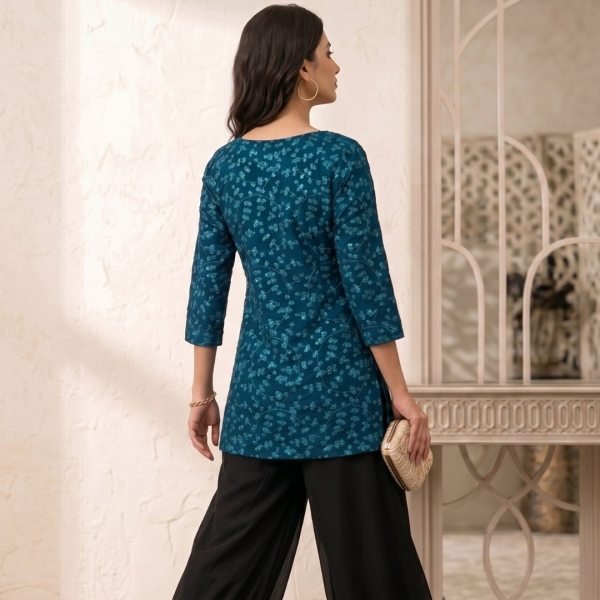 Stylish Designer Georgette Short Kurti With Embroidered for Women In Wholesale Rate Full Set Kurti