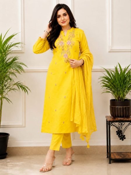 Stylish Embroidered Slub Cotton Kurta Pant Dupatta Set for Women Casual Wear Embroidery Kurtis 