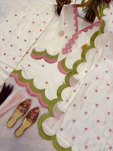 Stylish Off White Chanderi Farshi Salwar Suits Wth Zari Needle Dupatta At Direct Factory Pric Ready To Wear Collection