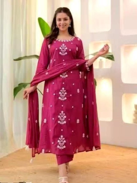 Stylish Pink Slub Cotton Embroidered Kurti Pant Set with Nazmin Dupatta for Women Ready to Wear Ethnic Wear Kurtis
