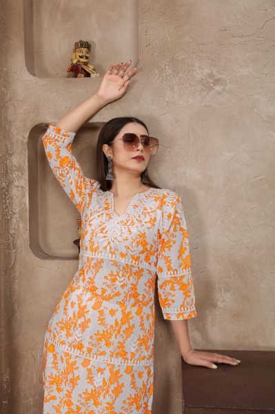 Stylish Pure Cotton Chikankari Kurta Pant Set Best Export Quality Dailywear Kurti With Bottom Wholesale