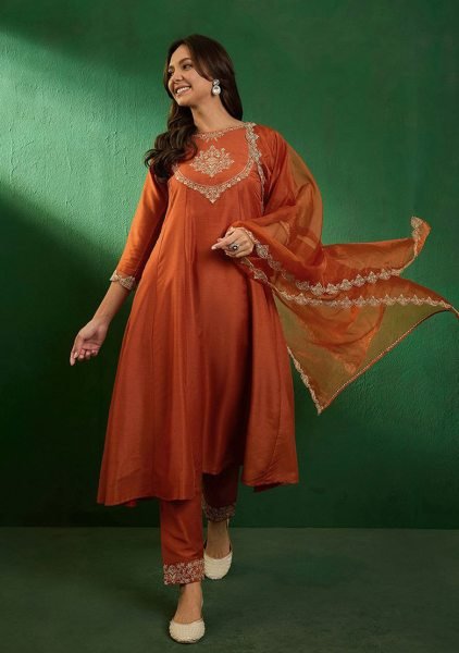 Stylish Silk  PV Chanderi  Embroidered Suit     Jacquard Dupatta   Silk Bottom Anarkali Kurtis 
