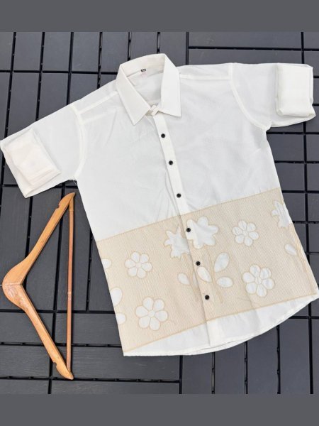 Stylish White Casual Shirt for Men with Modern Look 