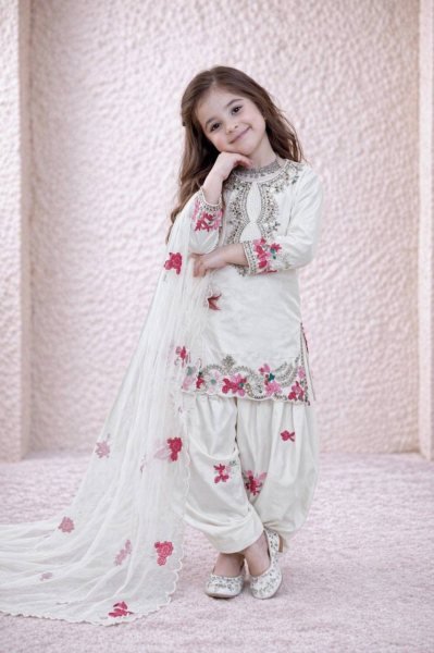 Stylish White Kids Party Wear Salwar Kameez with Embroidery Design Girls Wear
