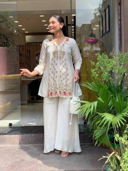 Stylish White Silk Embroidered Kurta Palazzo Set with Full Inner for Special Occasions CO ORD Sets