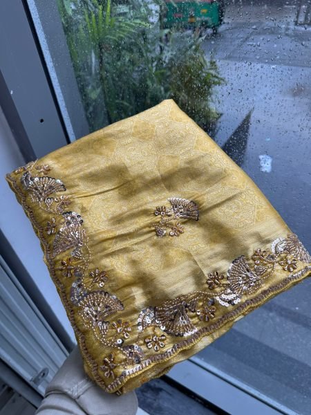 Stylish Yellow Bridal Collection Kanjivarm Silk Saree with Embroidered Butta at Wholeslae Rate Silk Sarees Wholesale
