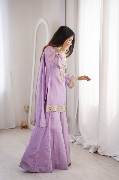 Sustainable Lavender Women's Georgette Embroidered Three Piece Outfit 3 Piece Kurti Set