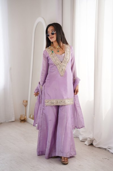 Sustainable Lavender Women's Georgette Embroidered Three Piece Outfit 3 Piece Kurti Set
