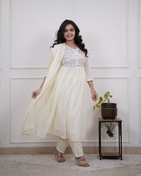 Tailored Off White Cotton Anarkali Kurti Pant Dupatta Set for Summer Wear Women Anarkali Kurtis 