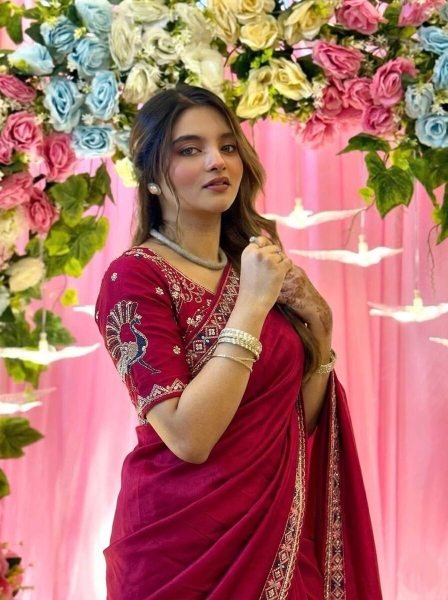 Tailored Red Heavy Beads Embroidered Saree at Manufacturer Price Designer Wedding Sarees Wholesale