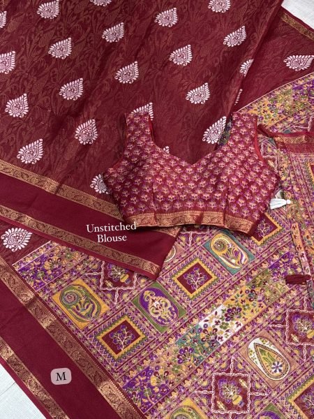 Timeless Maroon Batik Printed Cotton Jacquard Saree with Zari Weaving Border Printed Cotton Sarees Wholesale