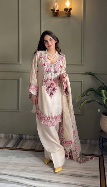 Traditional Farshi Palazzo Set with Rich Thread Embroidery Ready To Wear Collection
