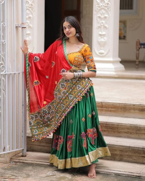 Traditional Navratri Lehenga Set With Embroidery And Mirror Work Festival Collection Navratri Lehnega Choli
