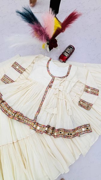 Traditional OffWhite Gujarati Kediyu Style Lehenga with Designer Choli For Navrati Navratri Lehnega Choli