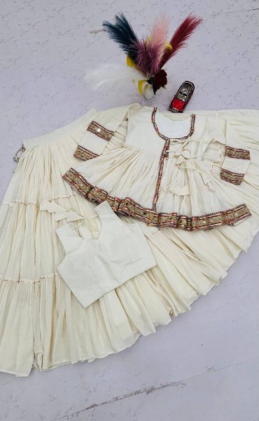 Traditional OffWhite Gujarati Kediyu Style Lehenga with Designer Choli For Navrati Navratri Lehnega Choli