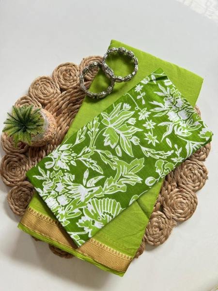 Traditional Soft Mul Cotton Saree with Tassels and Contrast Blouse at Manufacturer Rates Cotton Sarees Wholesale