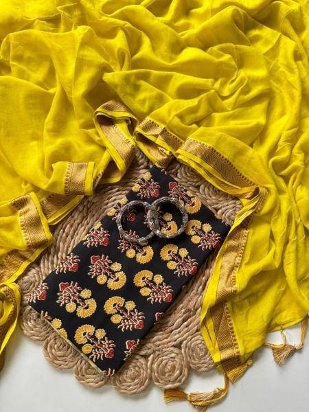 Traditional Soft Mul Cotton Saree with Tassels and Contrast Blouse at Manufacturer Rates Cotton Sarees Wholesale