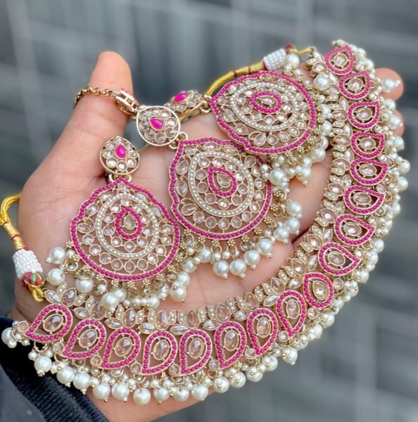 Traditional Stone Work Jhumka    Tika Set Designer Gold Finish Jewelry for Weddings Fashion Accessories Wholesale