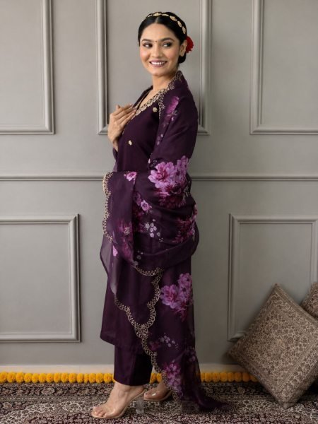Traditional Vichitra Silk Kurti Pant Dupatta Set For Womens Comfortable  All-Day Wear Embroidery Kurtis 