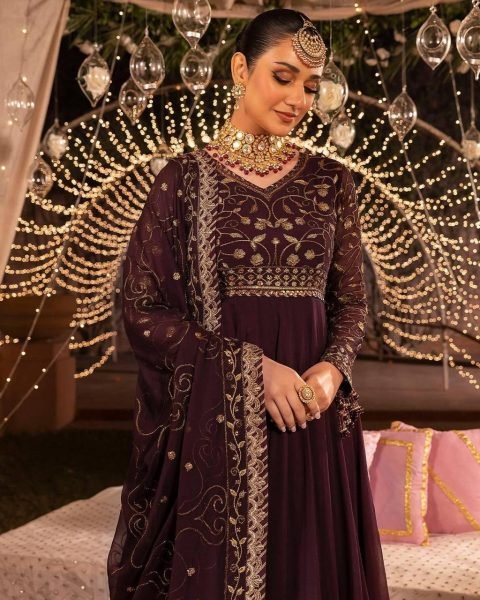 Tranding Fox Georgette Embroidery Gown  With Dupatta  Anarakali Gown Wholesale