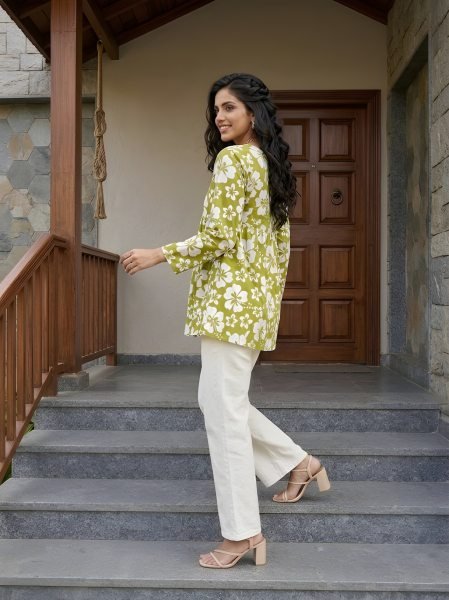 Transformative Green Women V Neck Printed Tunic Top for The Office Wear  Tunics kurti