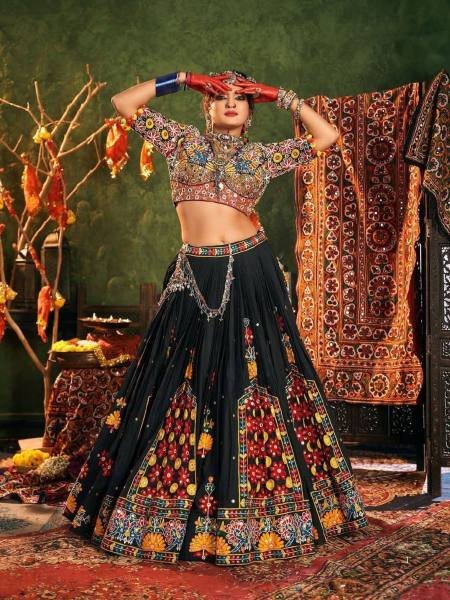 Trending Navratri Lehenga Choli with Dupatta And Real Mirror Work at Wholesale Rate Navratri Lehnega Choli