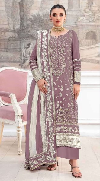Trending Purple Heavy Work Suit Set for Women 2026 Fashion Pakistani Suits Wholesale