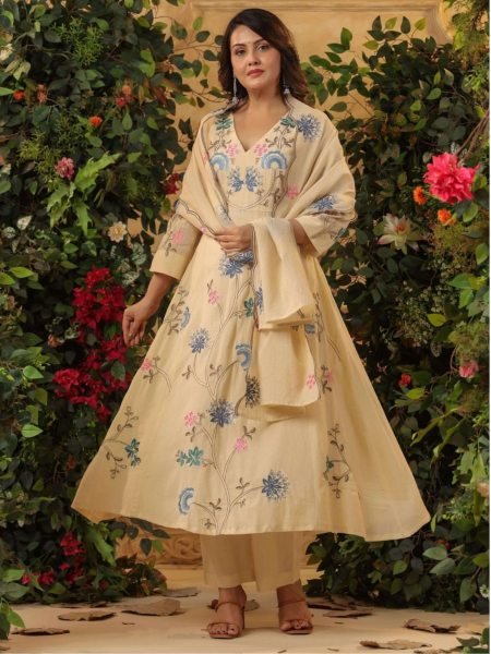 Trendsetting White 3 Piece Kurti   Pant Set with Embroidery Dupatta Perfect for Parties  Straight Cut Long Kurtis