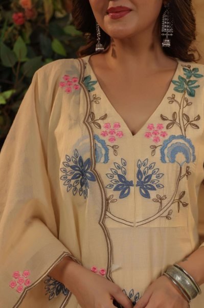 Trendsetting White 3 Piece Kurti   Pant Set with Embroidery Dupatta Perfect for Parties  Straight Cut Long Kurtis