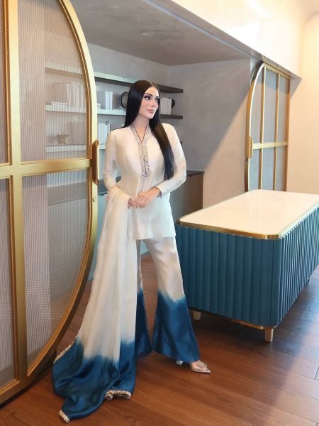 Trendwear Roman Glass Embroidery Dori Work with Fancy Sleeves Plazzo Set and Lace Border Dupatta Ready To Wear Collection