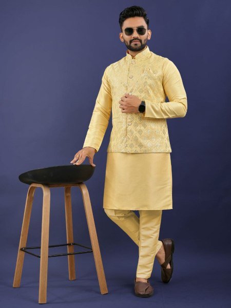 Trendy Mens Kurta Pajama with Nehru Jacket Traditional Silk Wear Kurta Pajama Wholesale