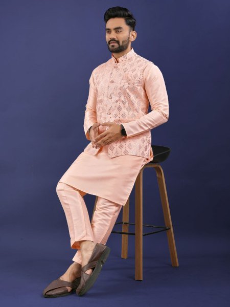 Trendy Mens Kurta Pajama with Jacket Traditional Silk Wear Kurta Pajama Wholesale