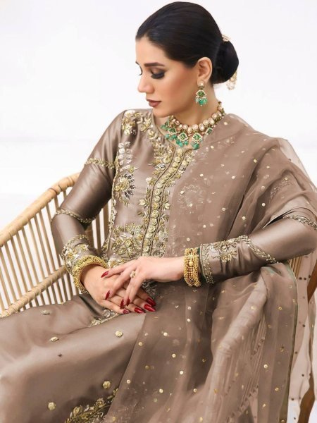 Trendy Pakistani Jimmy Choo Silk Three Piece Salwar Suit for Parties