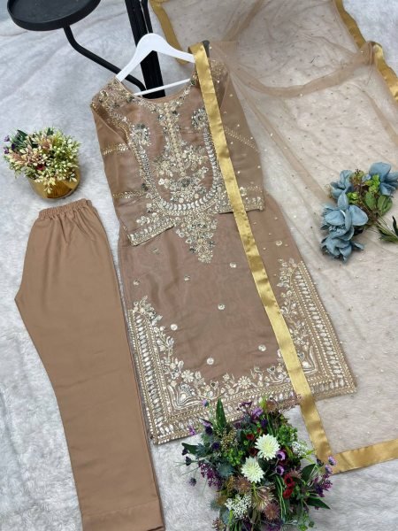 Trendy Pakistani Jimmy Choo Silk Three Piece Salwar Suit for Parties Ready To Wear Collection