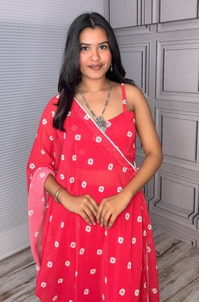 Trendy Pink Fox Georgette Palazzo Set with Dupatta and Stylish Bustier at Low Price Georgette Kurti 